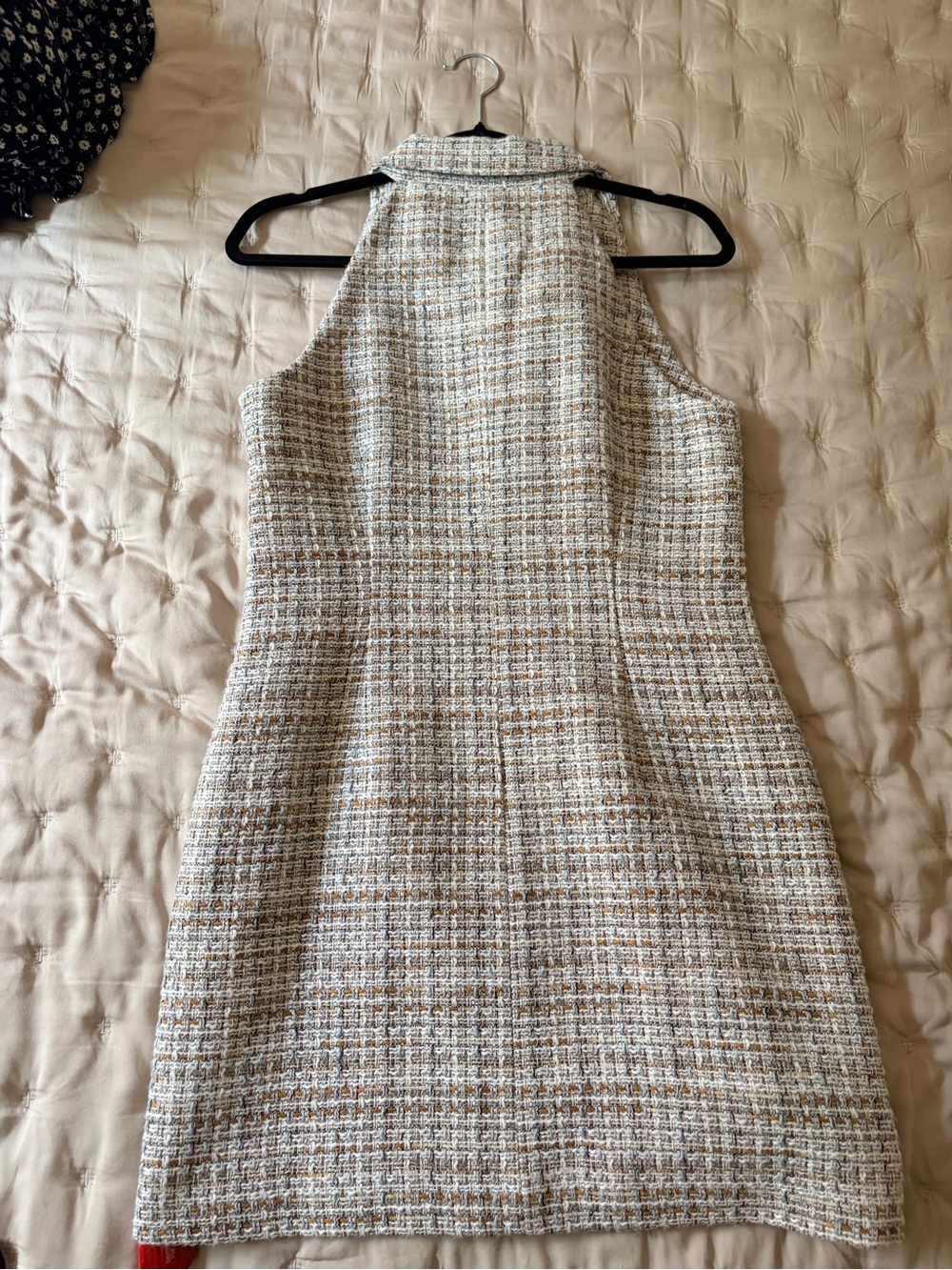 Elie Tahari Cream and Tan Tweed Sleeveless Button Dress - Picture 4 of 5